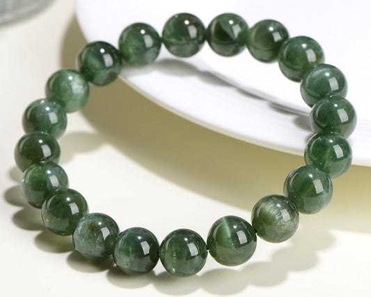 Healing Green Apatite bracelet – crystal for energy, clarity, and spiritual focus