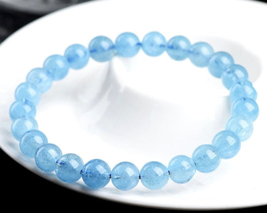Blue crystal bracelet – aquamarine beads for anxiety relief and self-expression