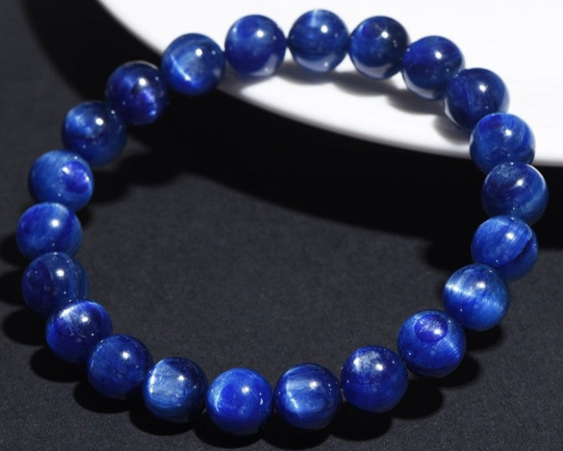 Crystals for healing and meditation – kyanite bracelet for high vibration energy