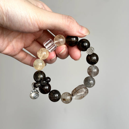 Crystal healing bracelet with Dendritic Quartz and Herkimer Diamond – ideal for energy protection, focus, and inner vision.