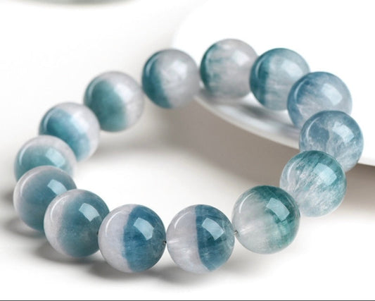 Fluorite crystal bracelet for anxiety and mental clarity – unique handmade jewelry with calming energy