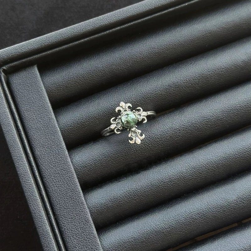 Green Seraphinite Ring with sterling silver, crystal ring for spiritual healing and enlightenment