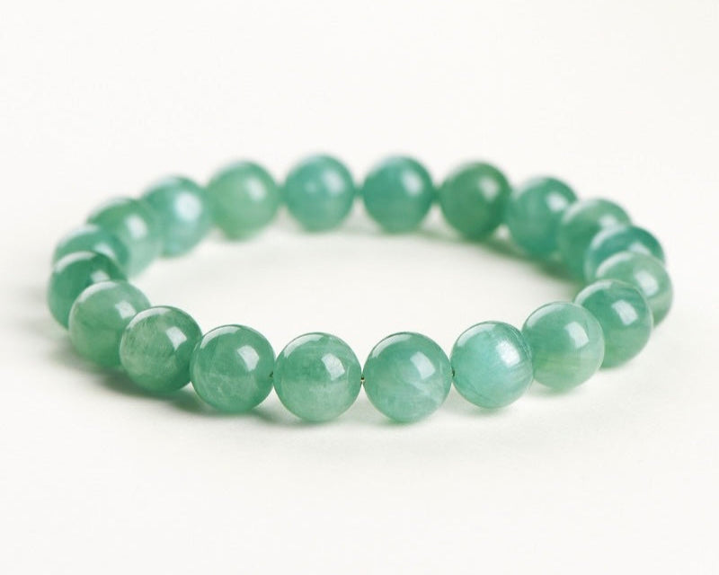 Healing crystal bracelet featuring Green Kyanite to enhance communication and confidence