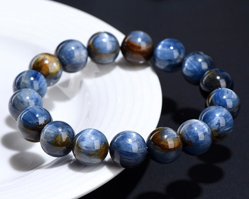 Kyanite energy bracelet – crystals for protection, focus, and chakra alignment