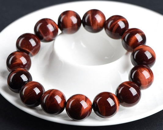 Beaded bracelet with red tiger eye crystals – energy crystals for motivation and grounding