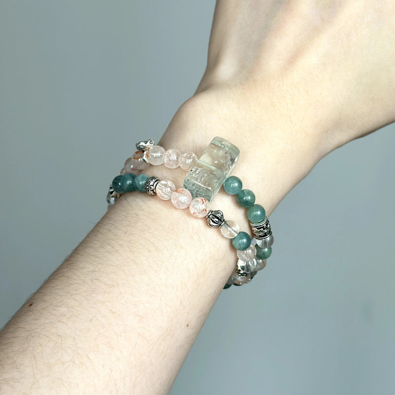 Unique beaded bracelet with Rose Hematoid Quartz and Green Azeztulite – handmade healing jewelry for emotional renewal and spiritual focus.