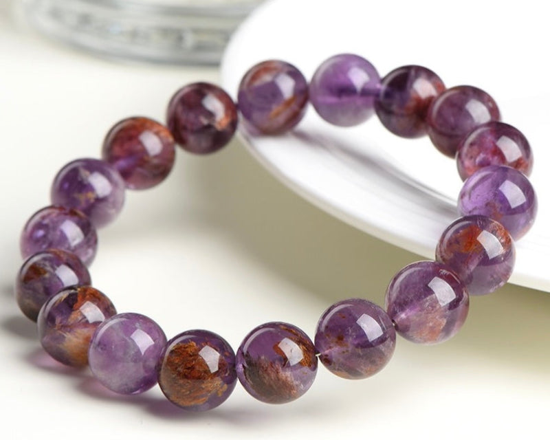 Women’s crystal bracelet – amethyst phantom for emotional balance and clarity