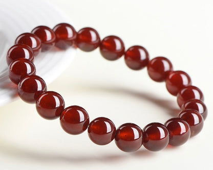 Crystal bracelet for motivation – garnet crystal for drive, passion, and ambition
