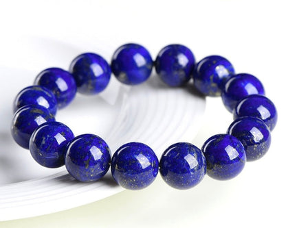Healing crystal bracelet featuring Lapis Lazuli for meditation and mental focus