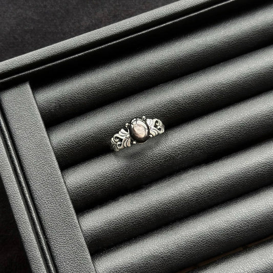 Hypersthene crystal ring in sterling silver for inner calm, protection and stress relief