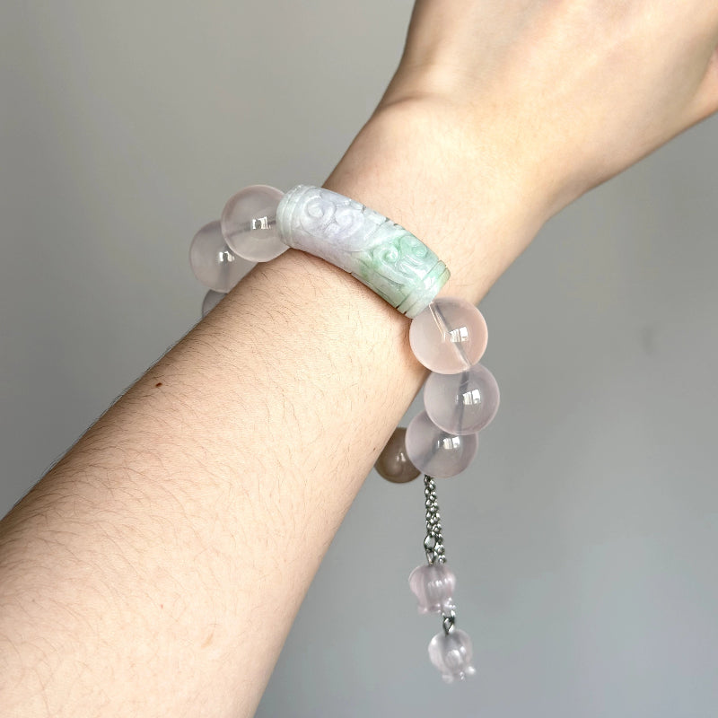 Energy crystal bracelet for love and harmony – includes Jade and Rose Quartz, perfect for stress relief and emotional healing.