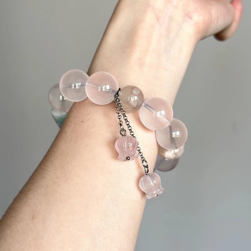 Delicate beaded bracelet with Jade, Sakura Agate, and Rose Quartz – healing stones for peace, love, and heart chakra support.