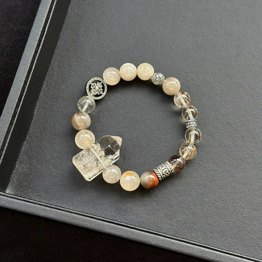 Healing crystal bracelet featuring Smoky Quartz, Color Rabbit Hair, and Rutilated Quartz – supports grounding, emotional healing, and clarity.